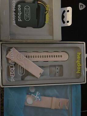 heyday Light Pink Silicone Watch Band Replacement & earbud case cover